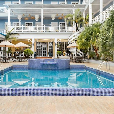 Hotel Casona Del Lago Flores Bagian luar foto