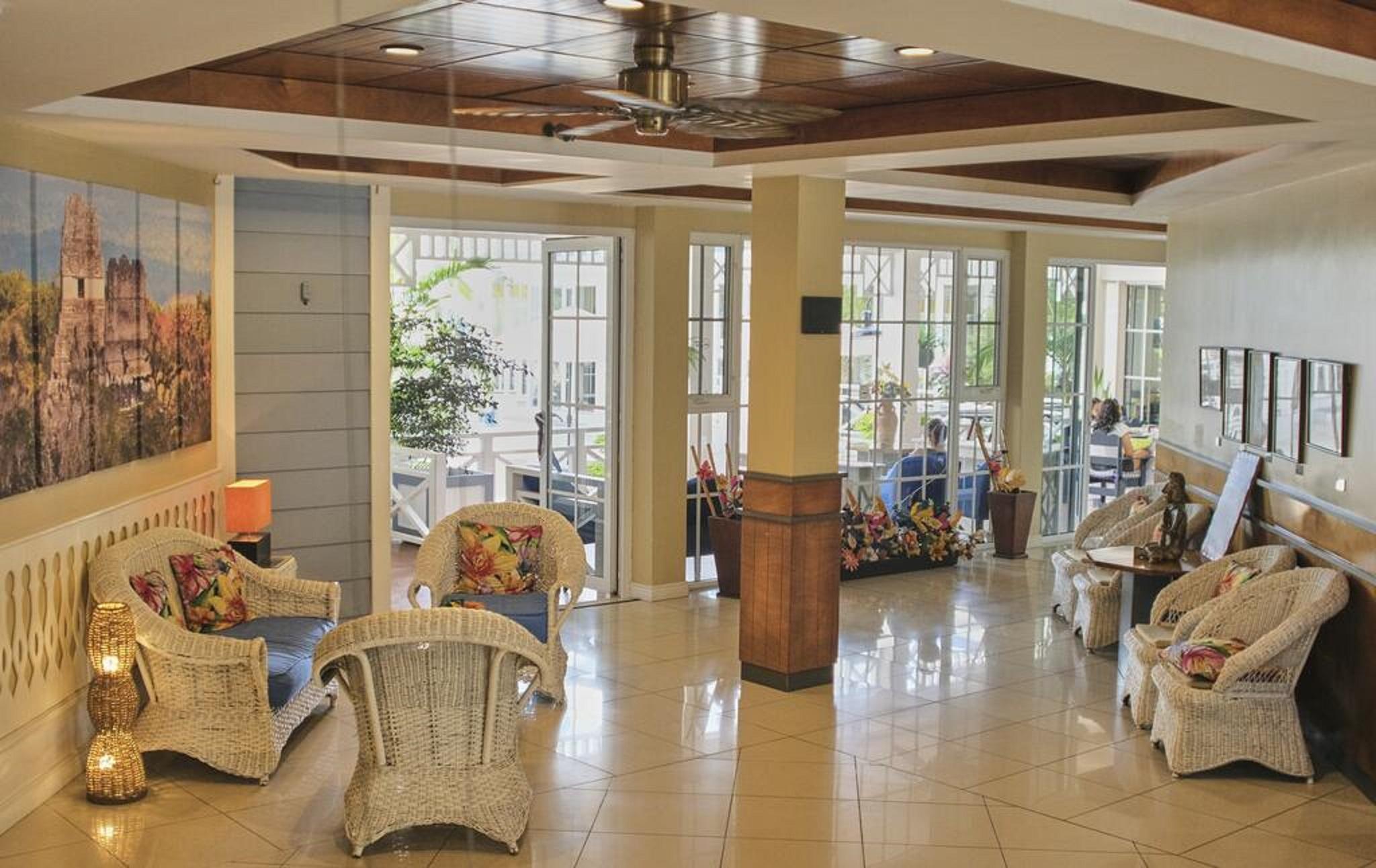 Hotel Casona Del Lago Flores Bagian luar foto